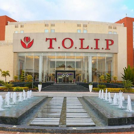 Hotel Tolip El Narges El El Cairo Exterior foto TULIP International School