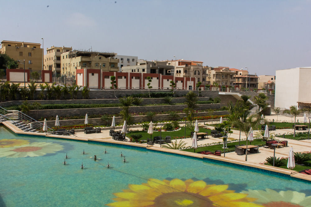 Hotel Tolip El Narges El El Cairo Exterior foto View of the city