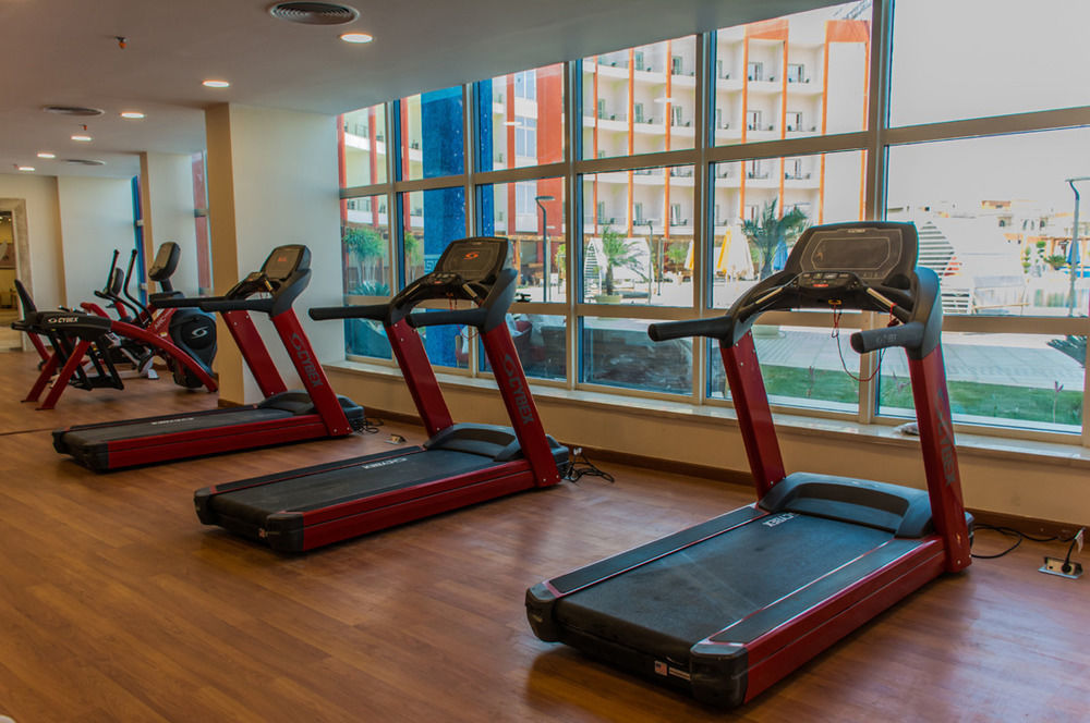 Hotel Tolip El Narges El El Cairo Exterior foto Treadmills